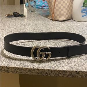 Authentic men’s Gucci belt
